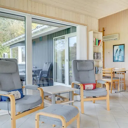 Olina - 1km From The Sea By Interhome Vejby