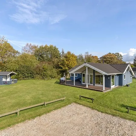 Olina - 1km From The Sea By Interhome *